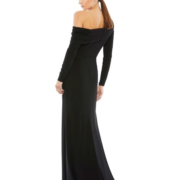 Mac Duggal 26595 NWT DROP SHOULDER LONG SLEEVE COLUMN GOWN - Picture 2 of 7